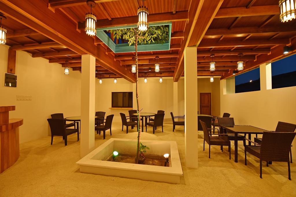 Rasdhoo Relax Inn Экстерьер фото