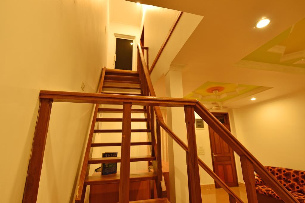 Rasdhoo Relax Inn Экстерьер фото